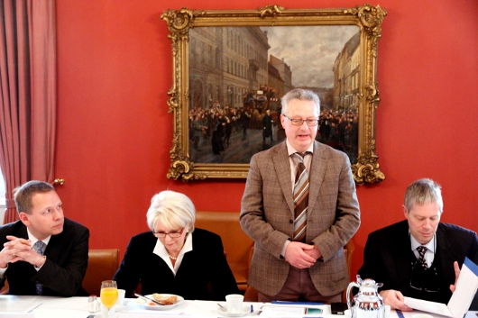 Dr. Uwe Richter beim Parlamentarischen Frühstück
